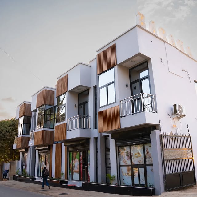 Photo Baraka Holding